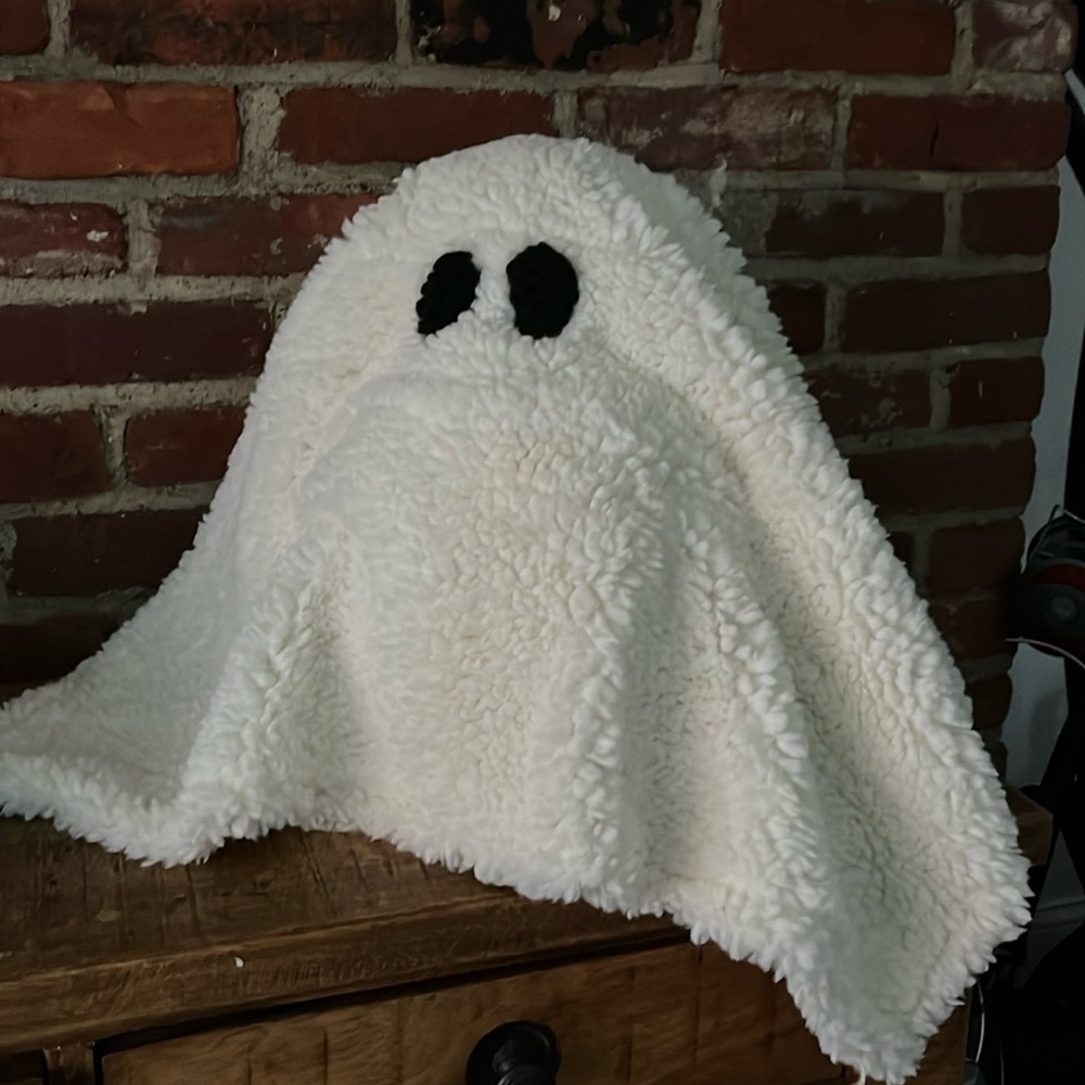 COPY - Pottery barn the original Gus, the ghost nwt a great addition for Hallow…